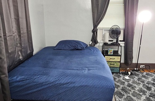 Pagedale Bed & Breakfast | Peaceful Private Room for Solo trip near Forest Park/U.City/Delmar Loop/Pagedale