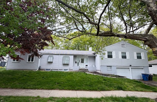West New Haven House | Peaceful Private Stay in Shared Home Near Yale
