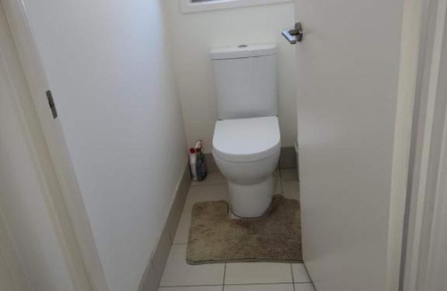 Wright House | Peaceful Property in Wright, Perfect for Business trips and other