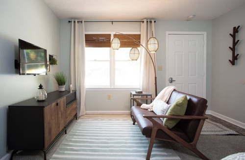 Oakley Apartment | Peaceful, Quiet Studio Near Biltmore Village