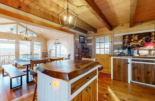 Sky Valley House | Peaceful retreat with stunning mountain views and modern amenities