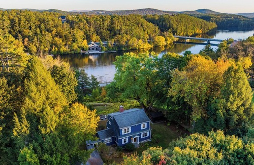 Norwich House | Peaceful Riverview Retreat - 1 mi to Dartmouth College - 4-bd -3ba