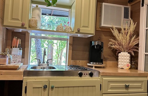 Chipley Bed & Breakfast | Peaceful Romantic Escape, Indoor Heated Pool, Hot tub, Breakfast, Art Studio