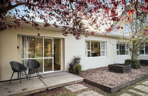 Speargrass Flat Apartment | Peaceful Rural Retreat at the Base of Coronet Peak and linking to QT trails!