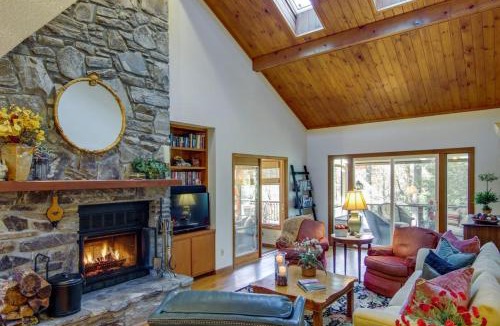 Sapphire House | Peaceful Sapphire Cabin with Mountain Views