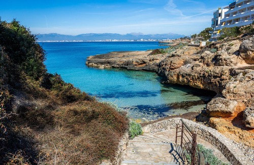 Cala Blava House | Peaceful Seafront Location – Casa Es Pí