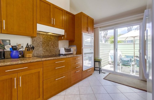 Leucadia Condo | Peaceful Seaside Condo In Seabluffe, Leucadia. 1 Minute Walk To Private Beach.