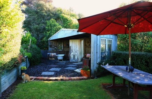 Pukeatua Cottage | Peaceful self contained unit set in the country