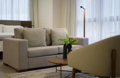Costa del Este House | Peaceful Studio for Rent with Prime Park Views in Panama City