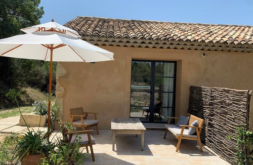 La Tour-d'Aigues House | Peaceful studio with private pool in Luberon