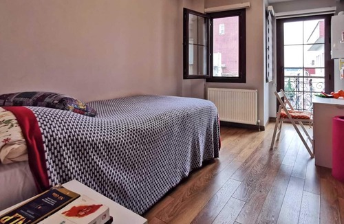 Rasimpasa Apartment | Peaceful studio with two terraces