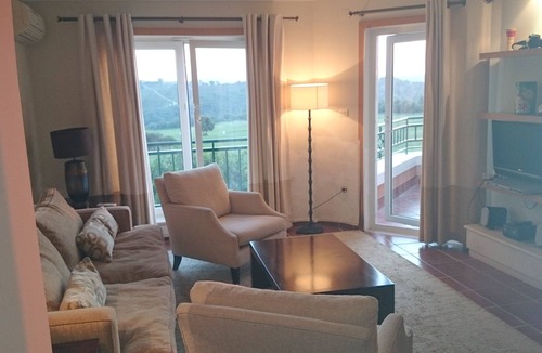 Cadriceira Apartment | Peaceful & Tranquil Apartment overlooking amazing Golf Course