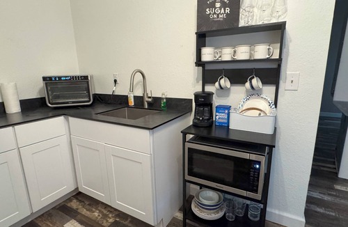 Evening Shade Apartment | Peaceful updated studio near Lake Tenkiller