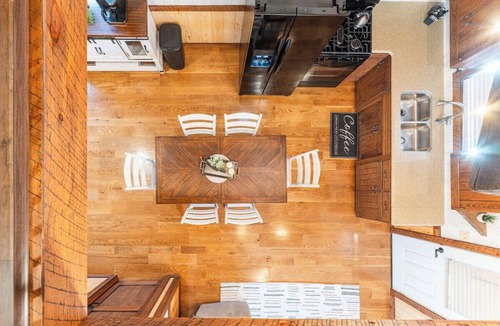 Sugarcreek House | Peaceful Valley Retreat