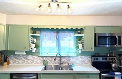 Wolcott House | Peaceful Waterfront property