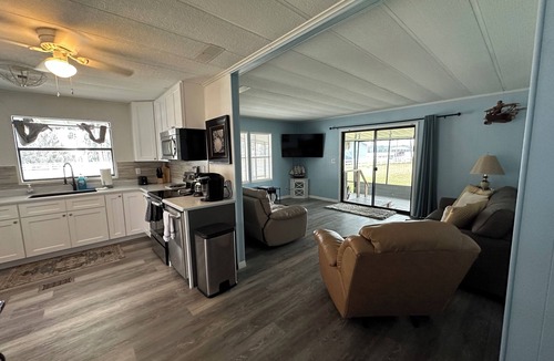 Georgetown House | Peaceful Waterfront Home on St. Johns with large porch and dock.