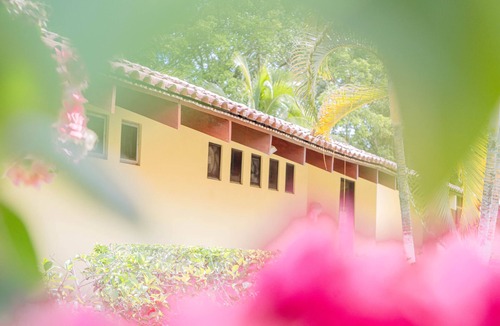 Barrio Santa Lucia Villa | Peaceful Workation in Our Garden Villa @ Jacó Beach