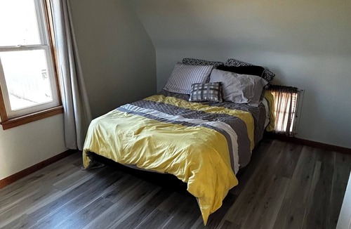 Springdale House | Peaceful working farmhouse near Ord Ne.