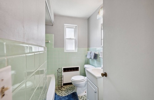 Silverton Apartment | Peacefully apartment with 2 parking spots