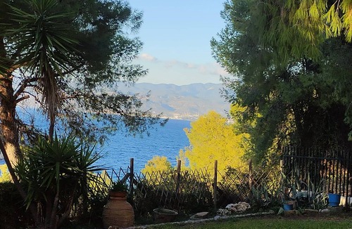 Katakali House | Peacefully situated holiday house close to the sea, garden, terrace | Korinthia,