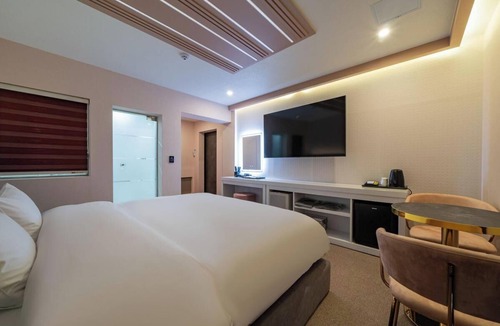 Wonju Hotel | peach motel