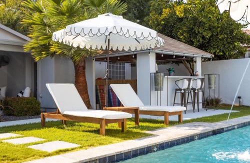 Rancho Ventura House | Peacock Paradise Home - Pool with Gazebo Bar & Firepit