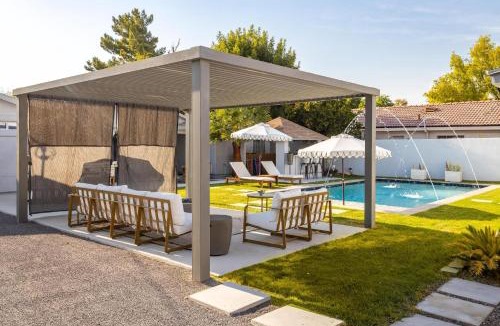 Rancho Ventura House | Peacock Paradise Home - Pool with Gazebo Bar & Firepit