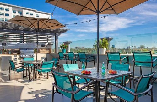 Anaheim Resort Resort | Peacock Suites