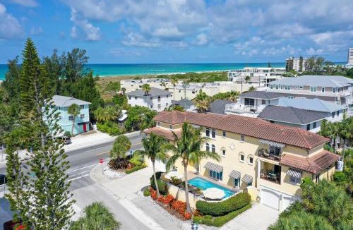Siesta Key House | Peacock Villa - 5540 E