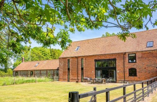 Tittleshall House | Peak Hall
