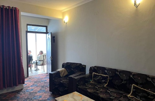 Murree Apartment | Peak Point Hotel & Apartments