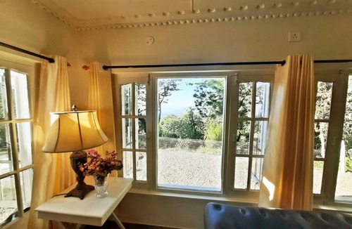 Solan Cottage | PEAR TREE COTTAGE