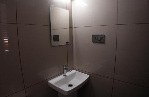 Edapalli Hotel | Pearl Suites