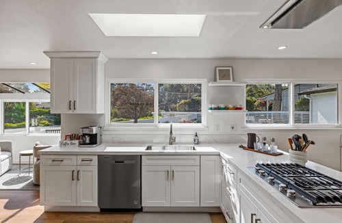 Del Monte Forest House | Pebble Beach's "Pebble Breeze"