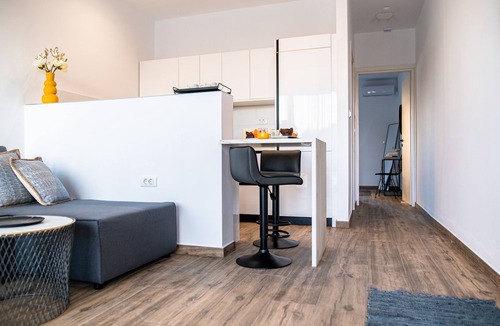 Kos Town Apartment | Pebble Garden
