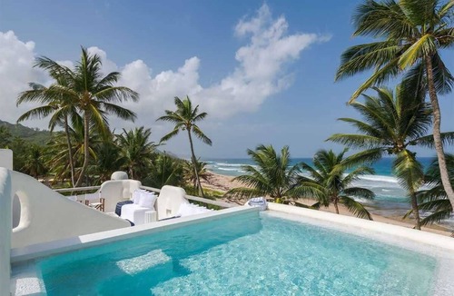 Springfield Villa | Pebble | Luxury East Coast Villa