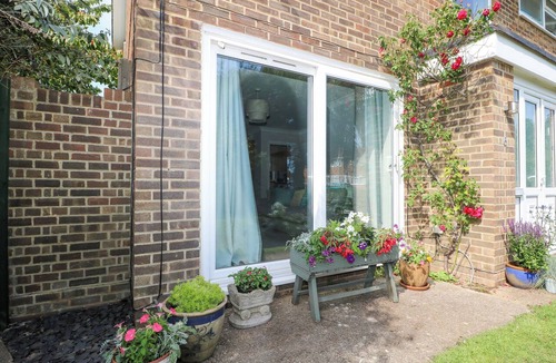 Rustington Cottage | Pebble Place