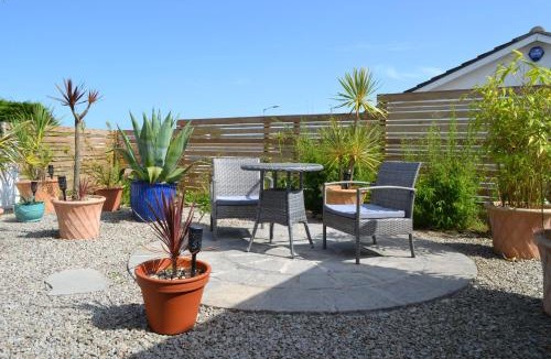Carbis Bay Apartment | Pebbles King Studio