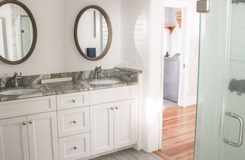 Burton Other | Pecan Tree House - Short drive to Round Top