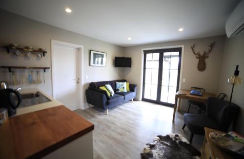 Ben Ohau House | Pedalfish Cottages Milky Way FREE WIFI