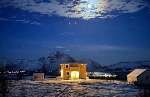 Vestvagøy House | PederStua, a classic fisherman's farm house in the middle of Lofoten