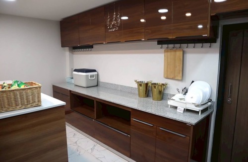 U Thong Villa | Peema Villa