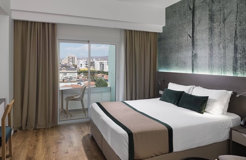 Limassol Hotel | Pefkos Hotel