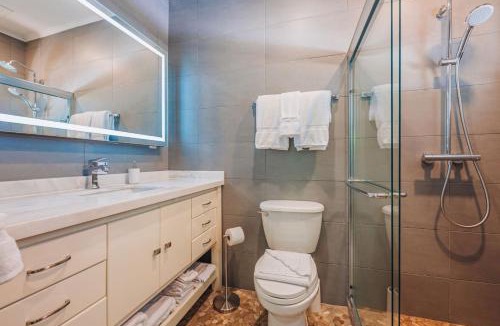 Malmok Villa | Pelican Beach House by Bocobay Seafront LUX 4BD