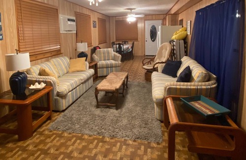Okeechobee House | Pelican Cove Fishing / Vacation Rental with Private Boat Dock