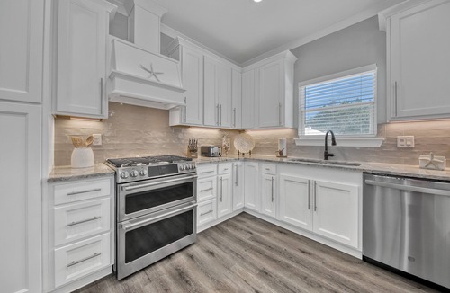 Gulf Pines House | Pelican Perch - Private Pool, Direct Private Beach Access & Golf Cart Avail!