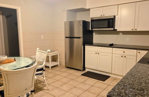 Point Pleasant Beach Hotel | Pelican Point Motel
