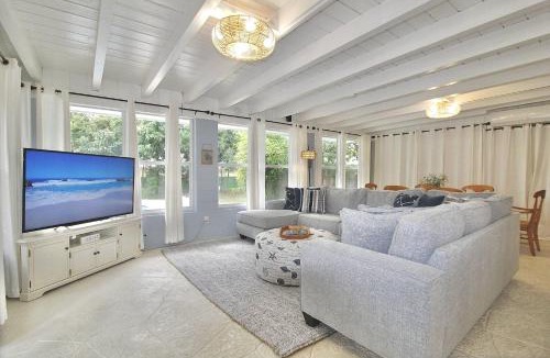 Stuart House | Pelicans Landing