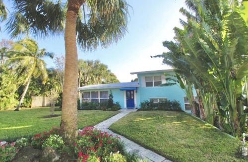 Stuart House | Pelicans Landing