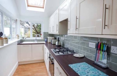Vale of Glamorgan Cottage | Pen Hill